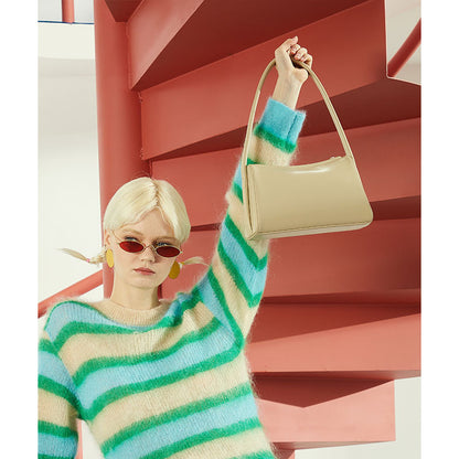 Vintage Inspired Leather Shoulder Bag for Women Chic Underarm Design Versatile and Spring Accessory