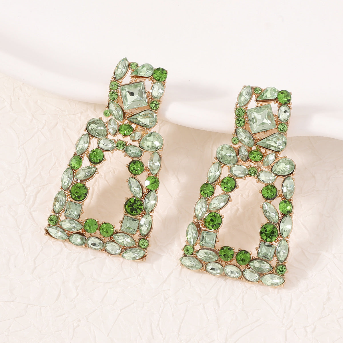 Chic Geometric Square Crystal-Embellished Earrings - Versatile and Unique Accessories for Every Occasion
