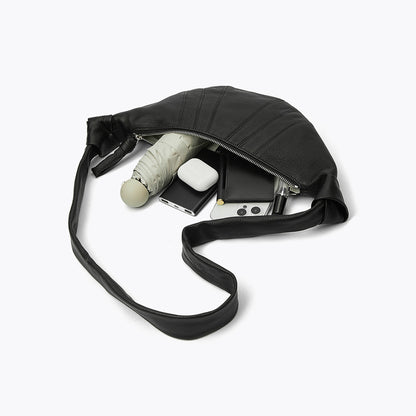 Luxurious Grain Leather Vintage Inspired Croissant Bag Fashionable and Versatile Crossbody Design for Effortless Style