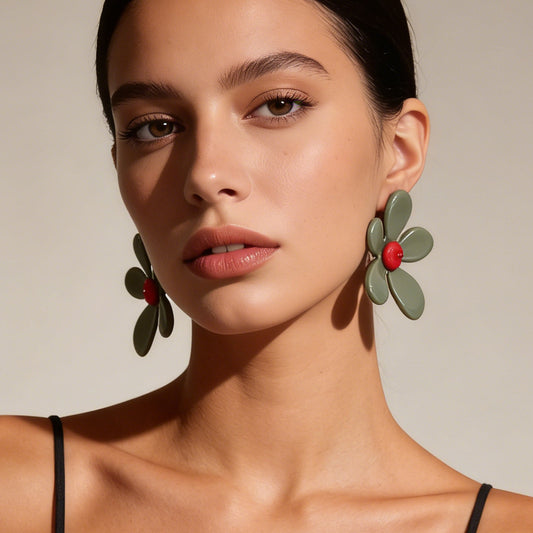 Chic Minimalist Large Resin Flower Earrings for Women - Versatile, Fresh Design Perfect for Daily Commuting and Any Occasion