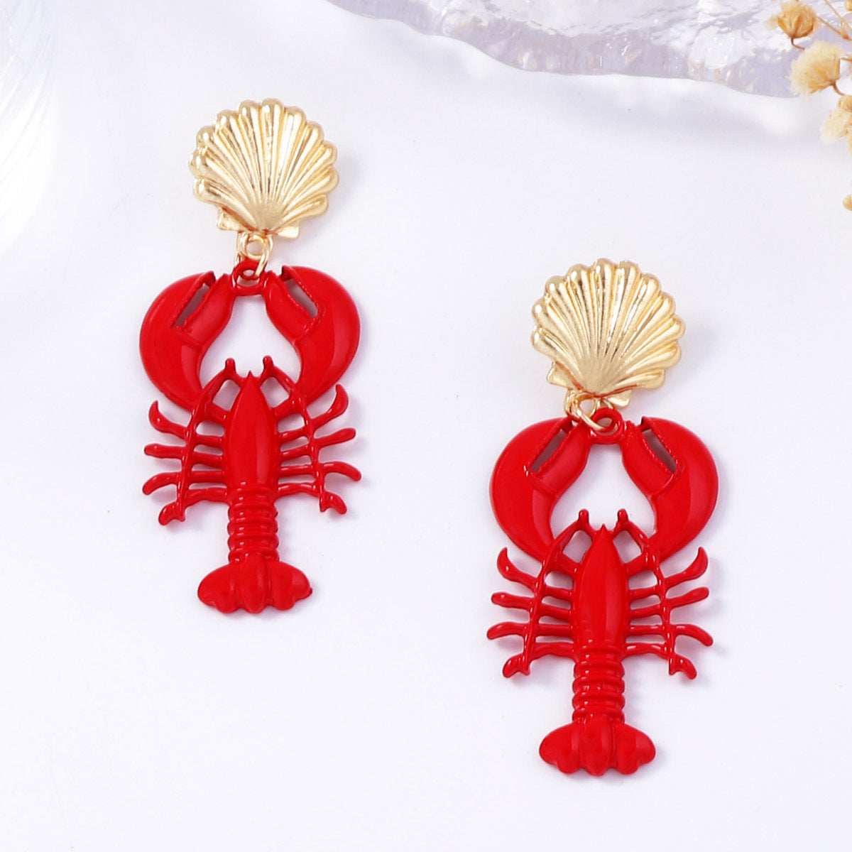 Summer Ocean-Inspired Vacation Marine Life Red Lacquer Lobster and Seashell Alloy Earrings for Women – Perfect for Beach Getaways and Casual Chic Outfits